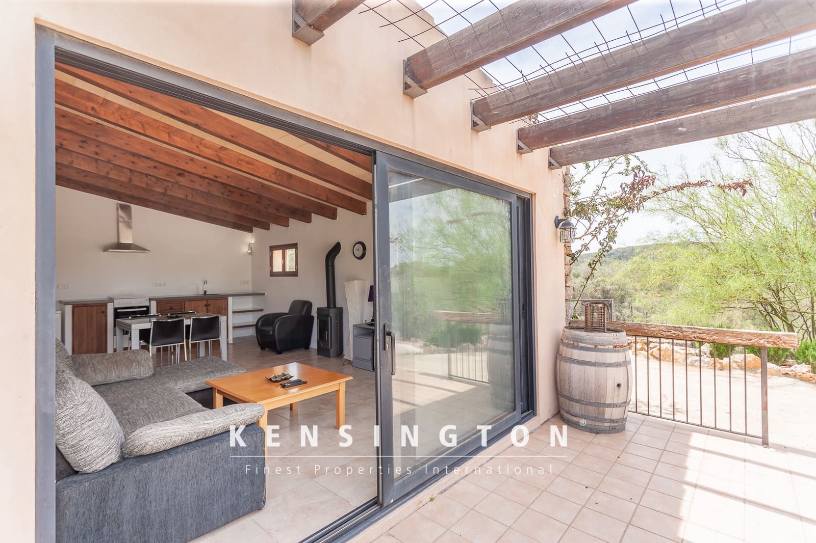 5 slaapkamer Villa te koop in Cala Murada met zwembad - € 1.750.000 (Ref: 9188728)