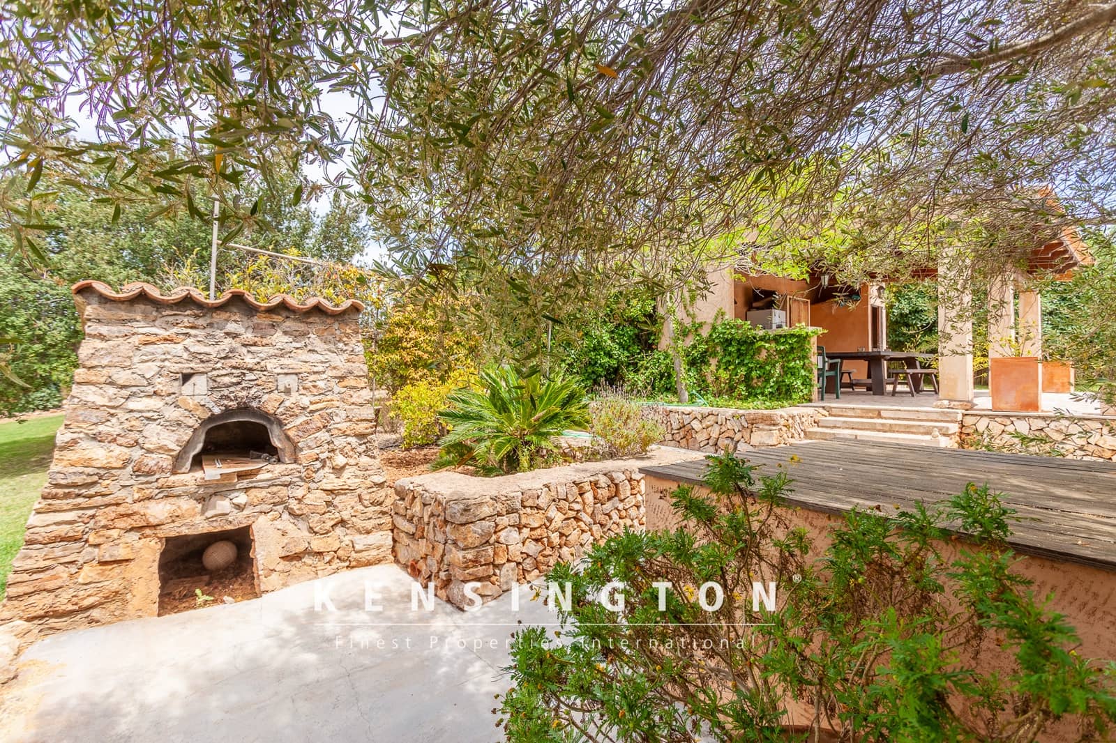 5 slaapkamer Villa te koop in Cala Murada met zwembad - € 1.750.000 (Ref: 9188728)