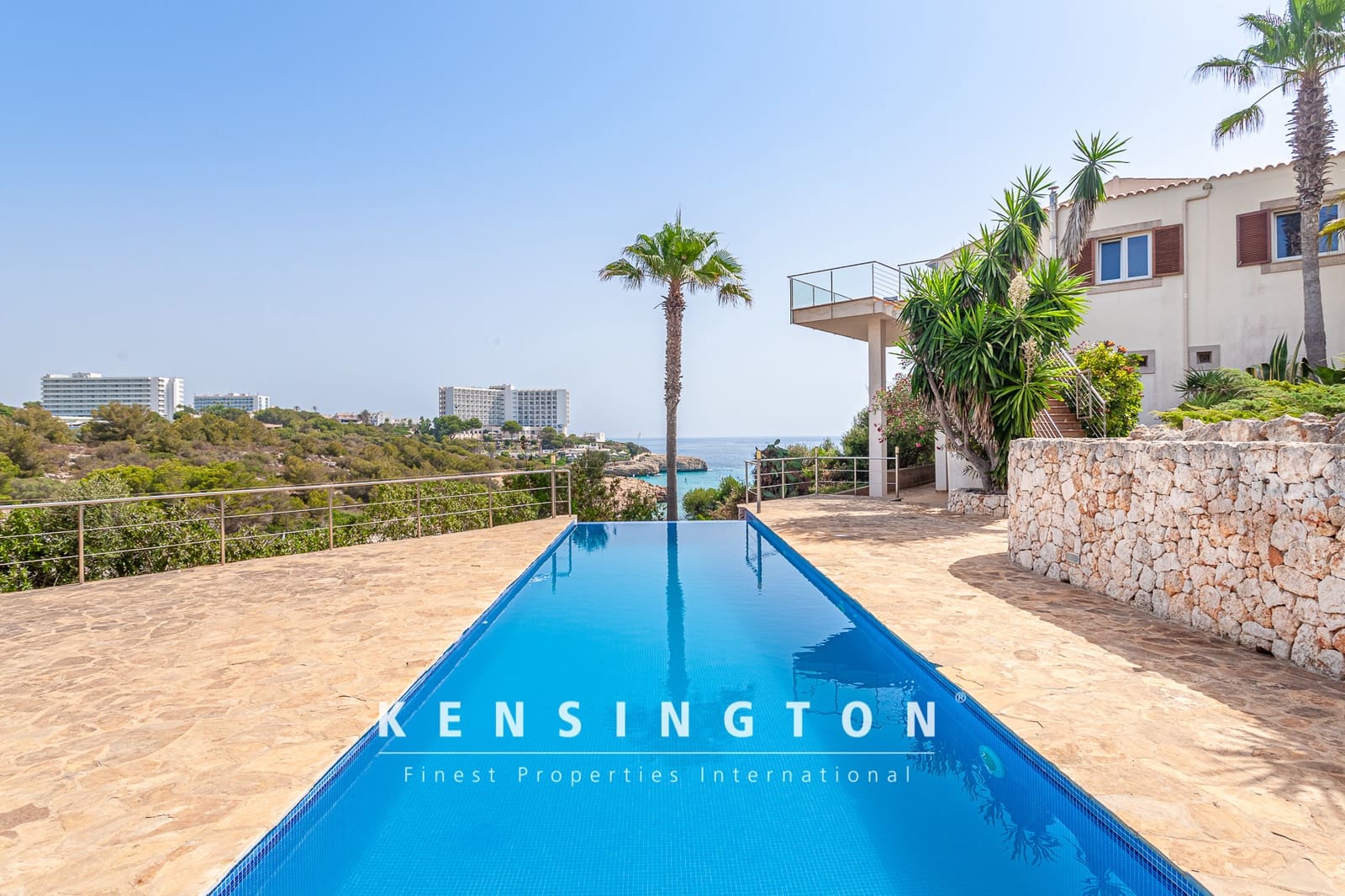 4 soveværelse Villa til salg i Cala Murada med swimmingpool garage - € 1.700.000 (Ref: 9188729)