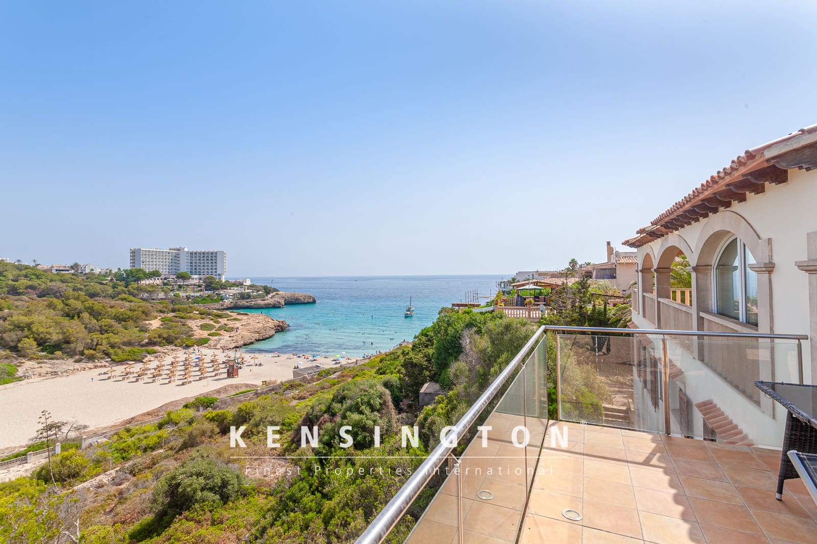 4 soveværelse Villa til salg i Cala Murada med swimmingpool garage - € 1.700.000 (Ref: 9188729)