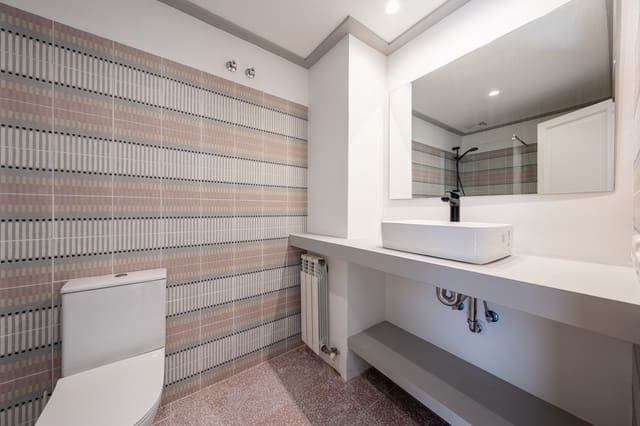 2 bedroom Apartment for rent in Portocristo / Port de Manacor, Manacor - € 2,150 (Ref: 9288269)