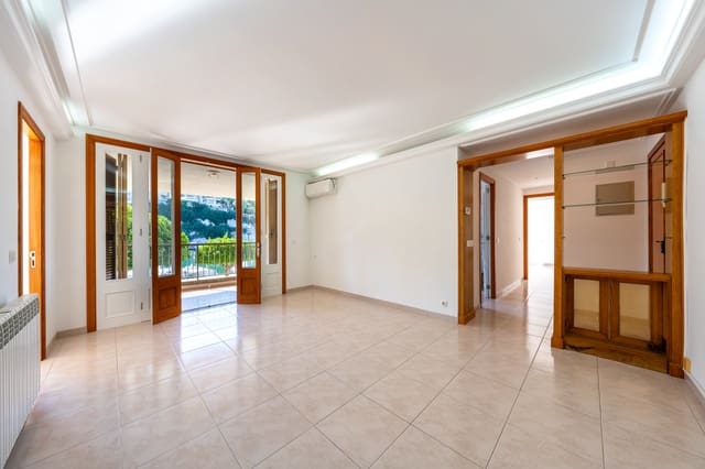 2 bedroom Apartment for rent in Portocristo / Port de Manacor, Manacor - € 2,150 (Ref: 9288269)