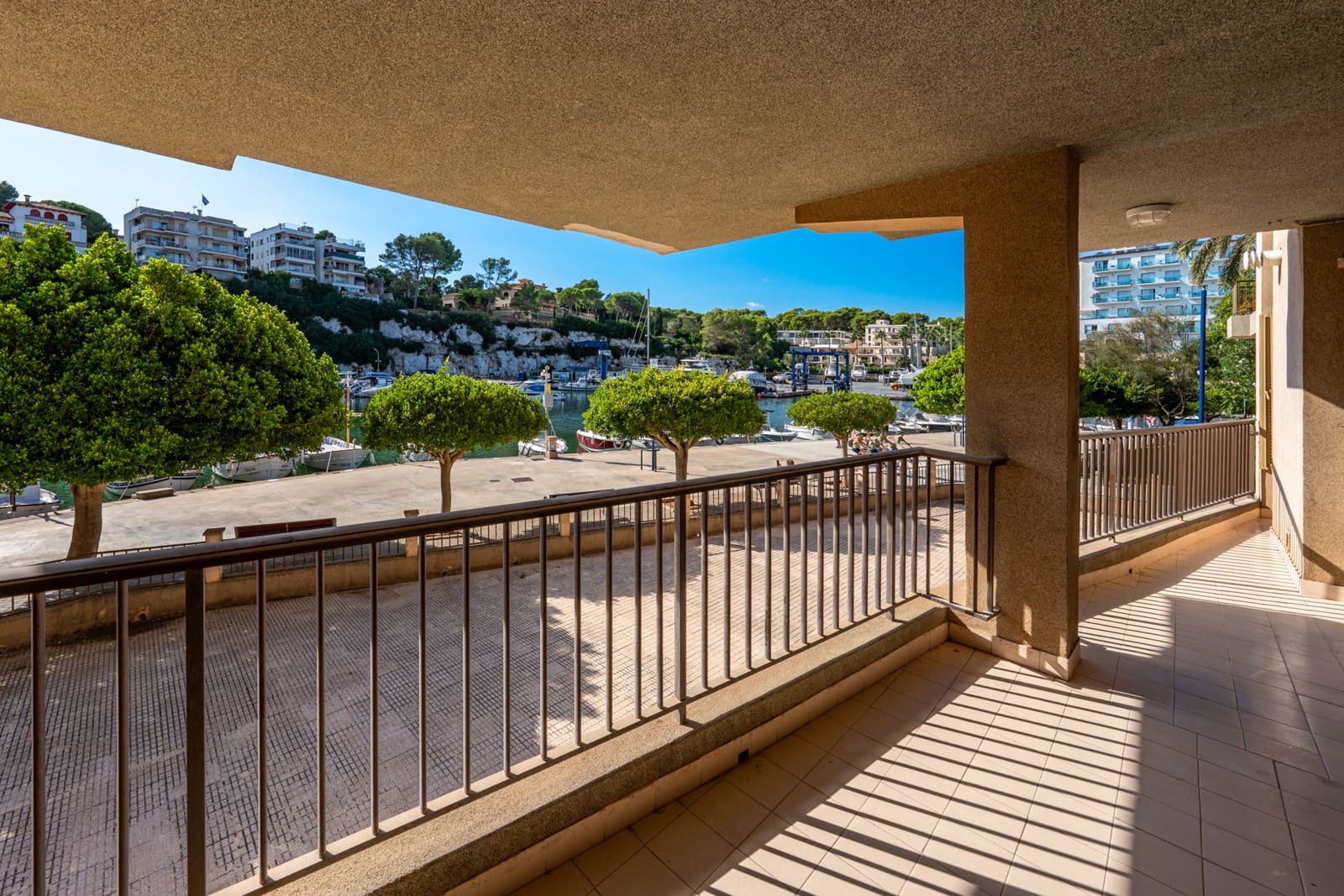 2 bedroom Apartment for rent in Portocristo / Port de Manacor - € 2,150 (Ref: 9288269)