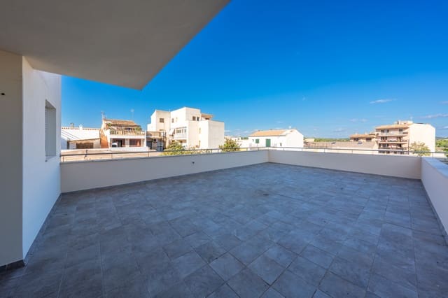 2 bedroom Apartment for sale in Portocristo / Port de Manacor, Manacor - € 329,000 (Ref: 9288509)