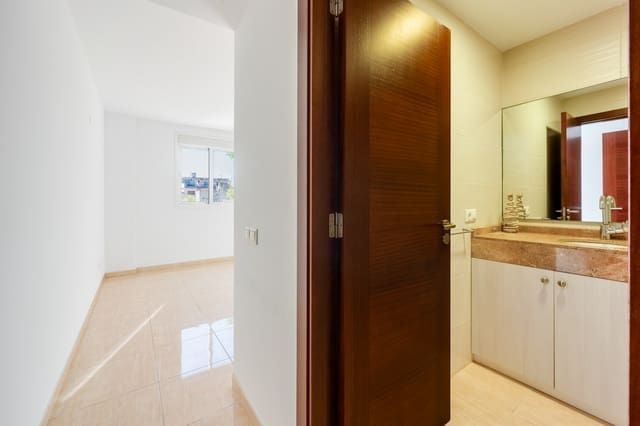 2 makuuhuone Huoneisto myytävänä paikassa Portocristo / Port de Manacor, Manacor - 299 000 € (Ref: 9288510)