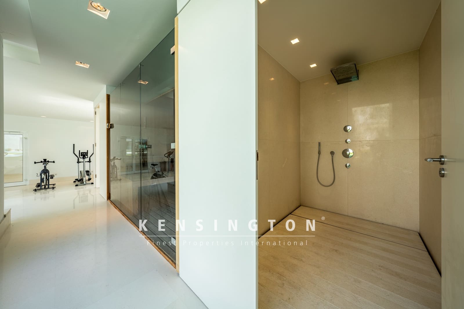 2 bedroom Apartment for sale in Portocristo / Port de Manacor with pool garage - € 429,000 (Ref: 9342242)