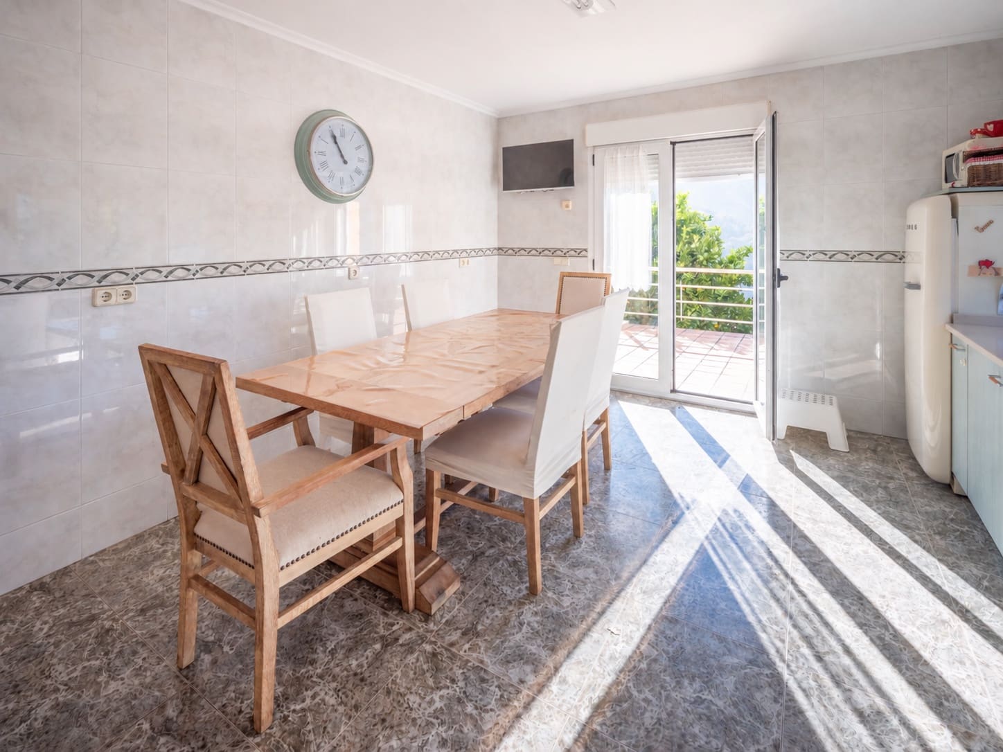 5 chambre Villa/Maison à vendre à Oviedo avec piscine garage - 530 000 € (Ref: 10145358)