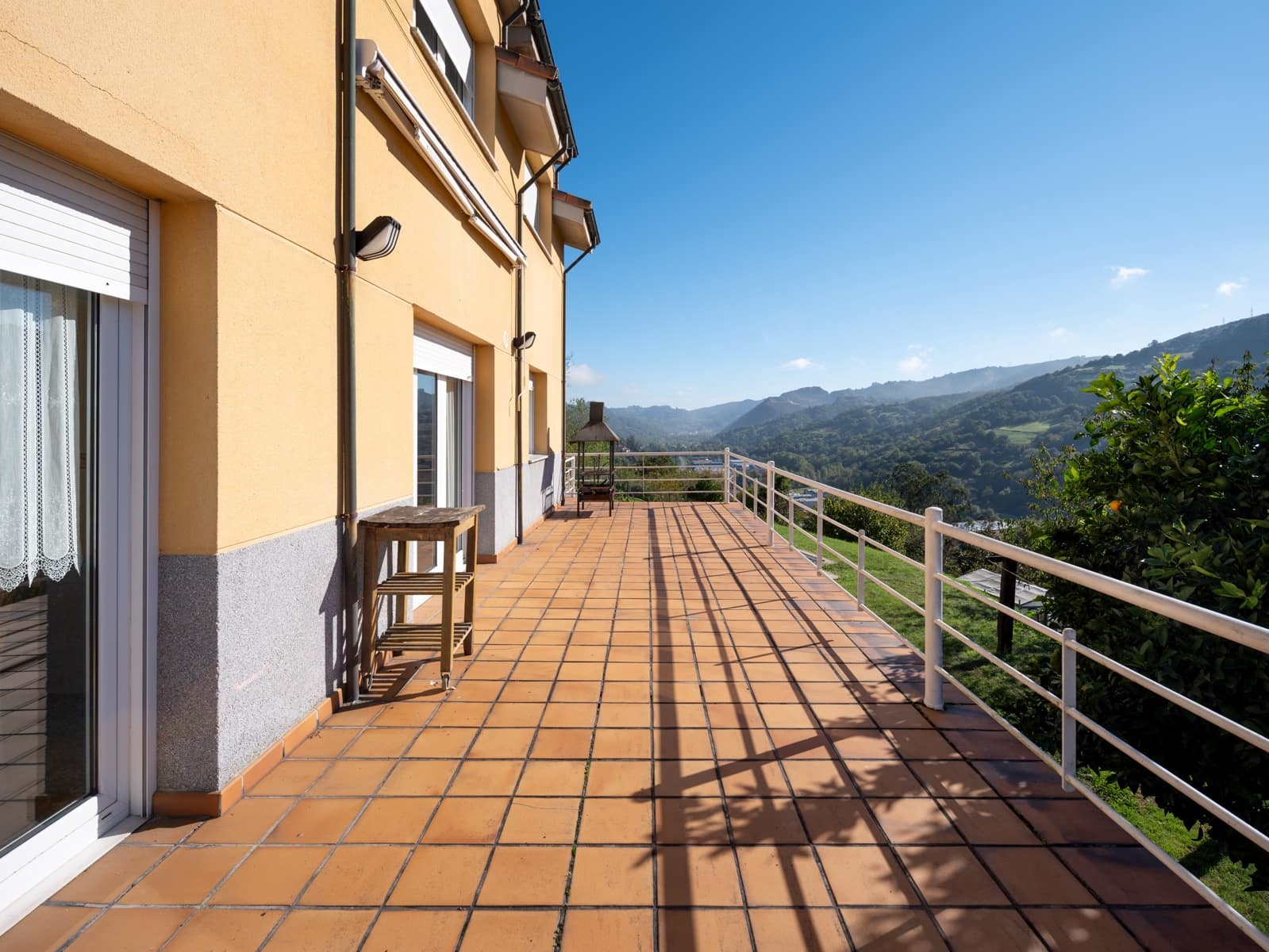 5 chambre Villa/Maison à vendre à Oviedo avec piscine garage - 530 000 € (Ref: 10145358)