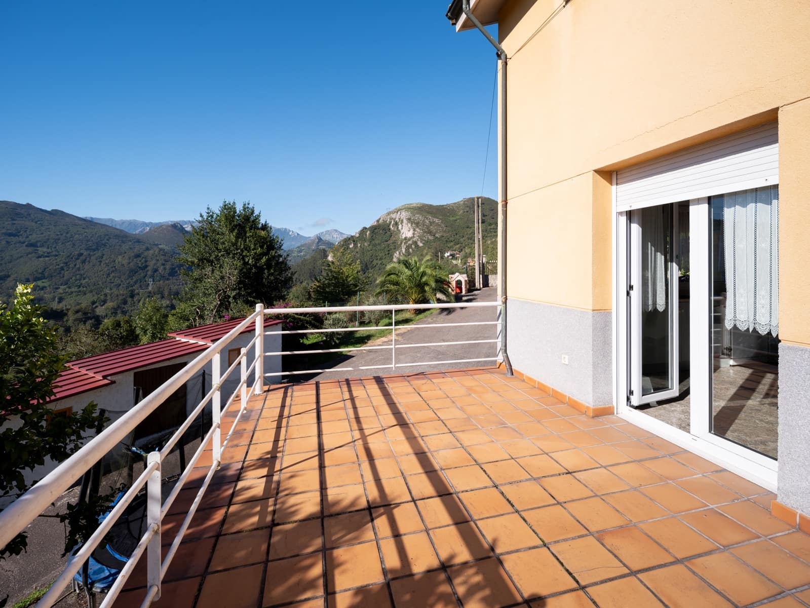 5 chambre Villa/Maison à vendre à Oviedo avec piscine garage - 530 000 € (Ref: 10145358)