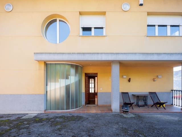 5 chambre Villa/Maison à vendre à Oviedo avec piscine garage - 530 000 € (Ref: 10145358)