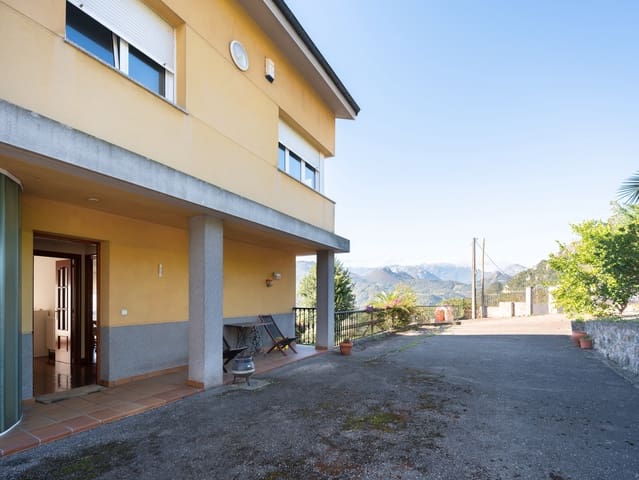 5 chambre Villa/Maison à vendre à Oviedo avec piscine garage - 530 000 € (Ref: 10145358)