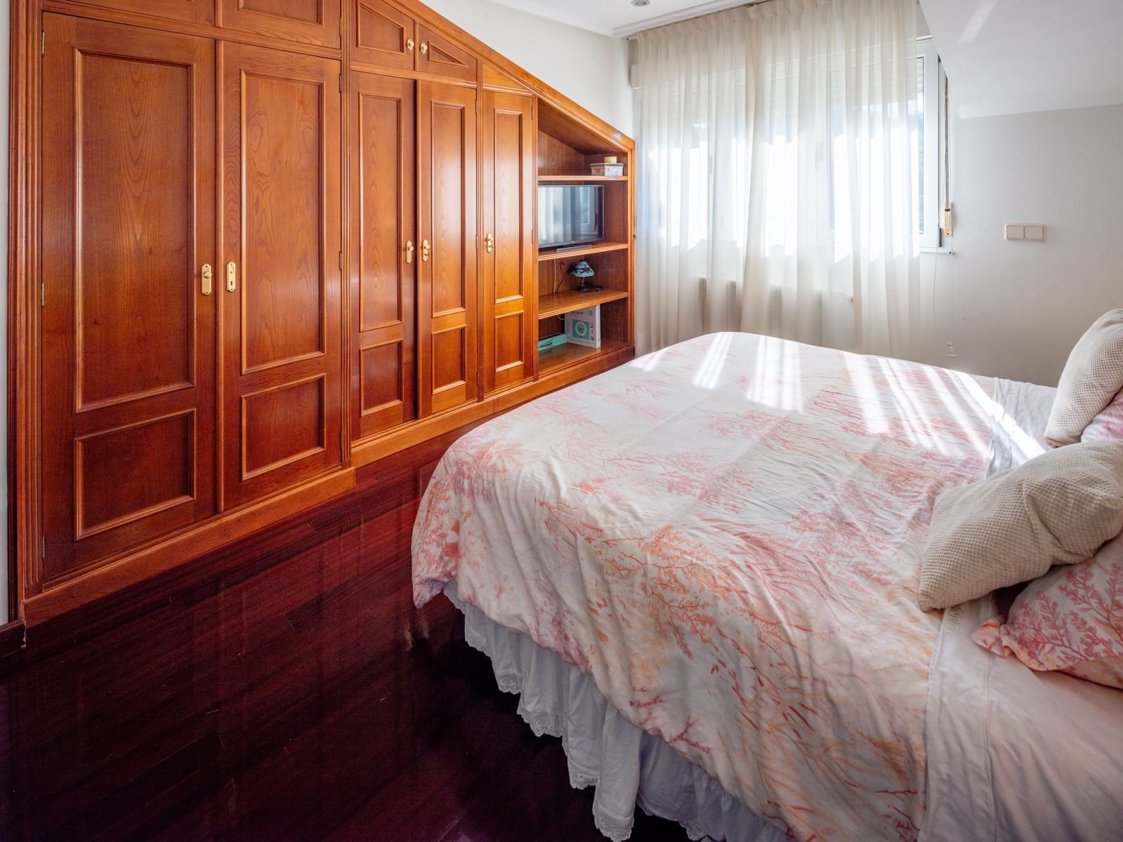5 chambre Villa/Maison à vendre à Oviedo avec piscine garage - 530 000 € (Ref: 10145358)