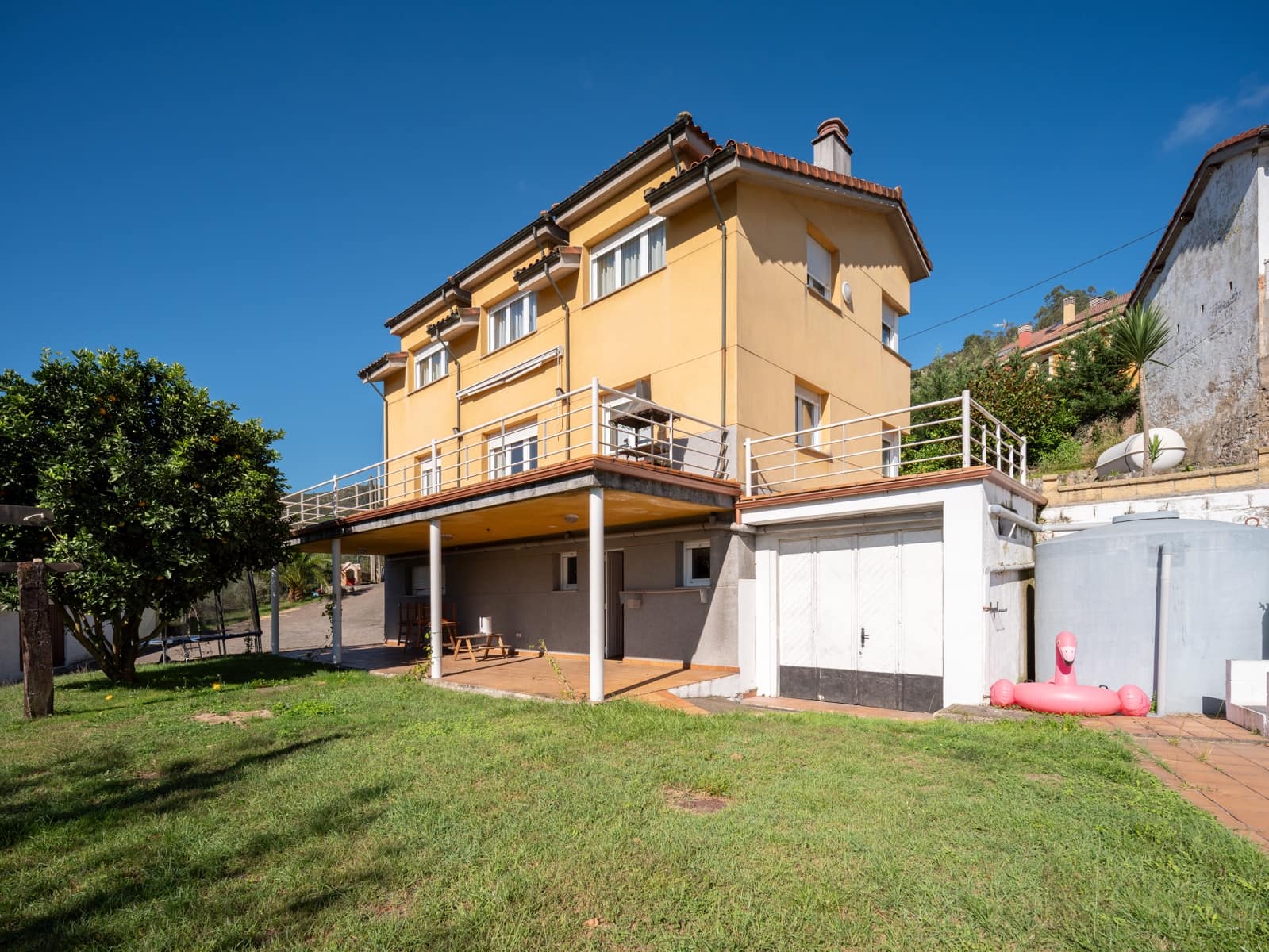 5 chambre Villa/Maison à vendre à Oviedo avec piscine garage - 530 000 € (Ref: 10145358)