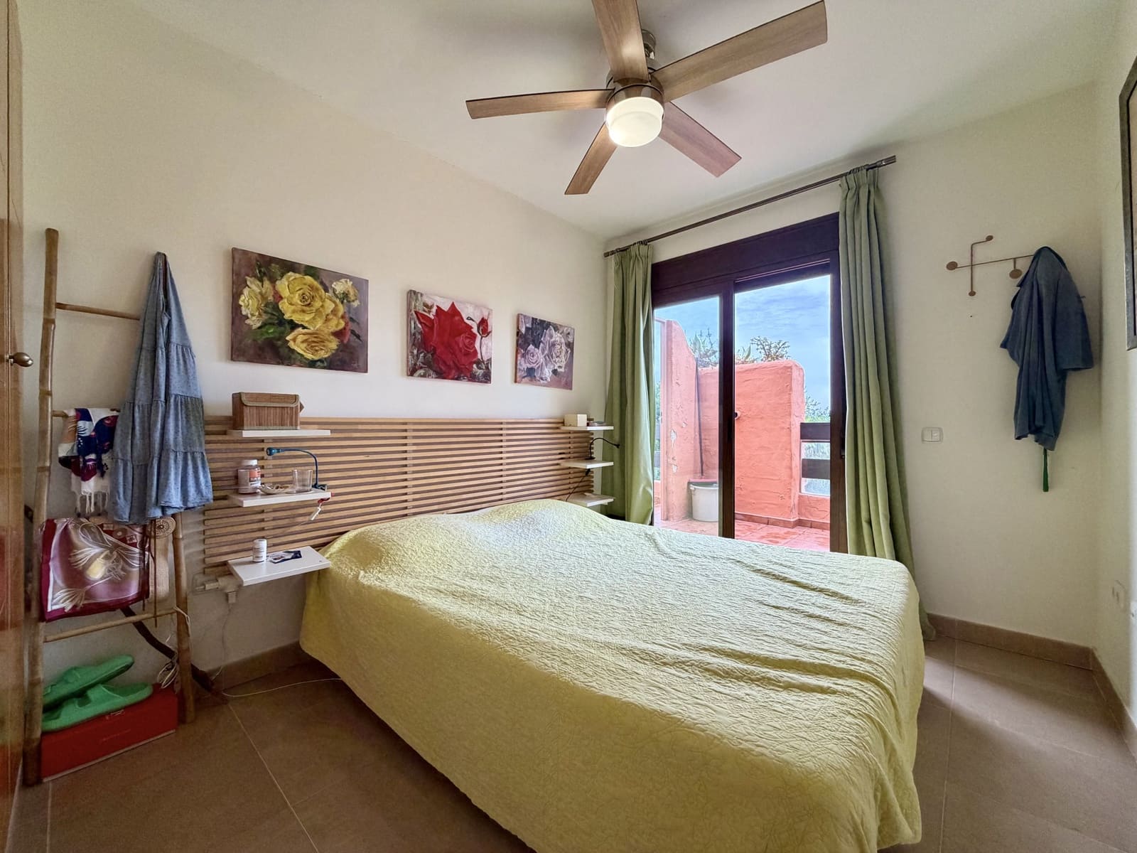 2 soverom Penthouse til salgs i Estepona med svømmebasseng garasje - € 730 000 (Ref: 10025271)