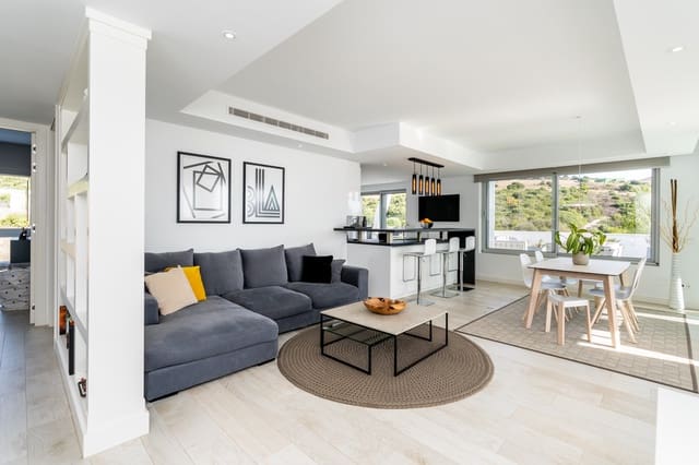 Apartamento de 3 habitaciones en Casares Pueblo, Casares en venta con piscina garaje - 790.000 € (Ref: 10035050)