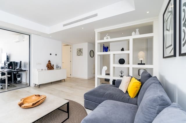 Apartamento de 3 habitaciones en Casares Pueblo, Casares en venta con piscina garaje - 790.000 € (Ref: 10035050)
