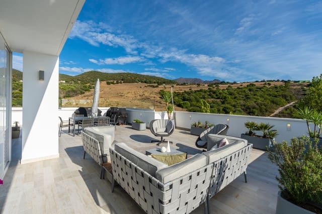 Apartamento de 3 habitaciones en Casares Pueblo, Casares en venta con piscina garaje - 790.000 € (Ref: 10035050)