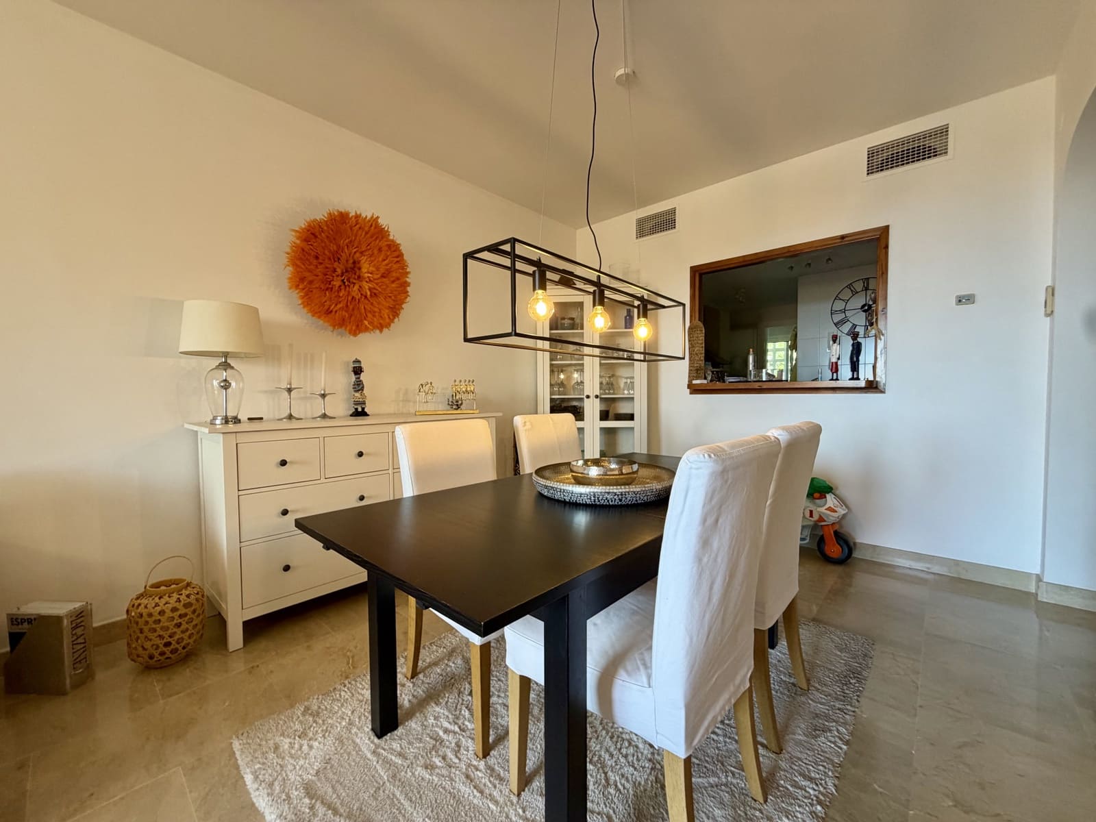 2 bedroom Apartment for rent in Manilva with pool garage - € 1,400 (Ref: 10037120)