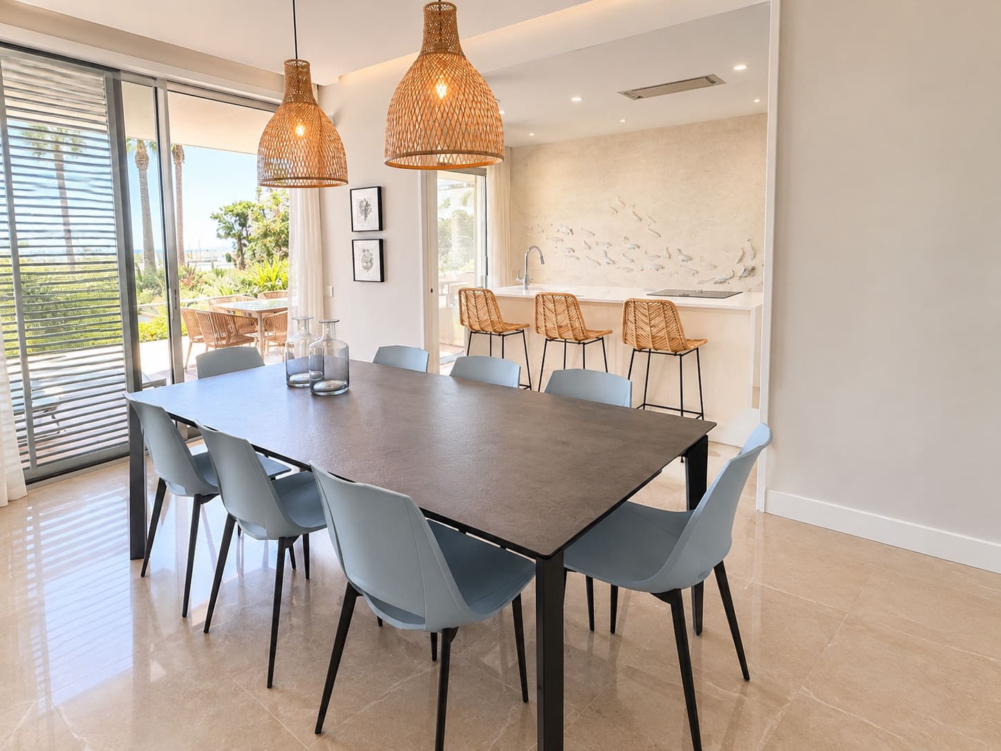 2 soverom Leilighet til salgs i Estepona med svømmebasseng garasje - € 898 000 (Ref: 10075447)