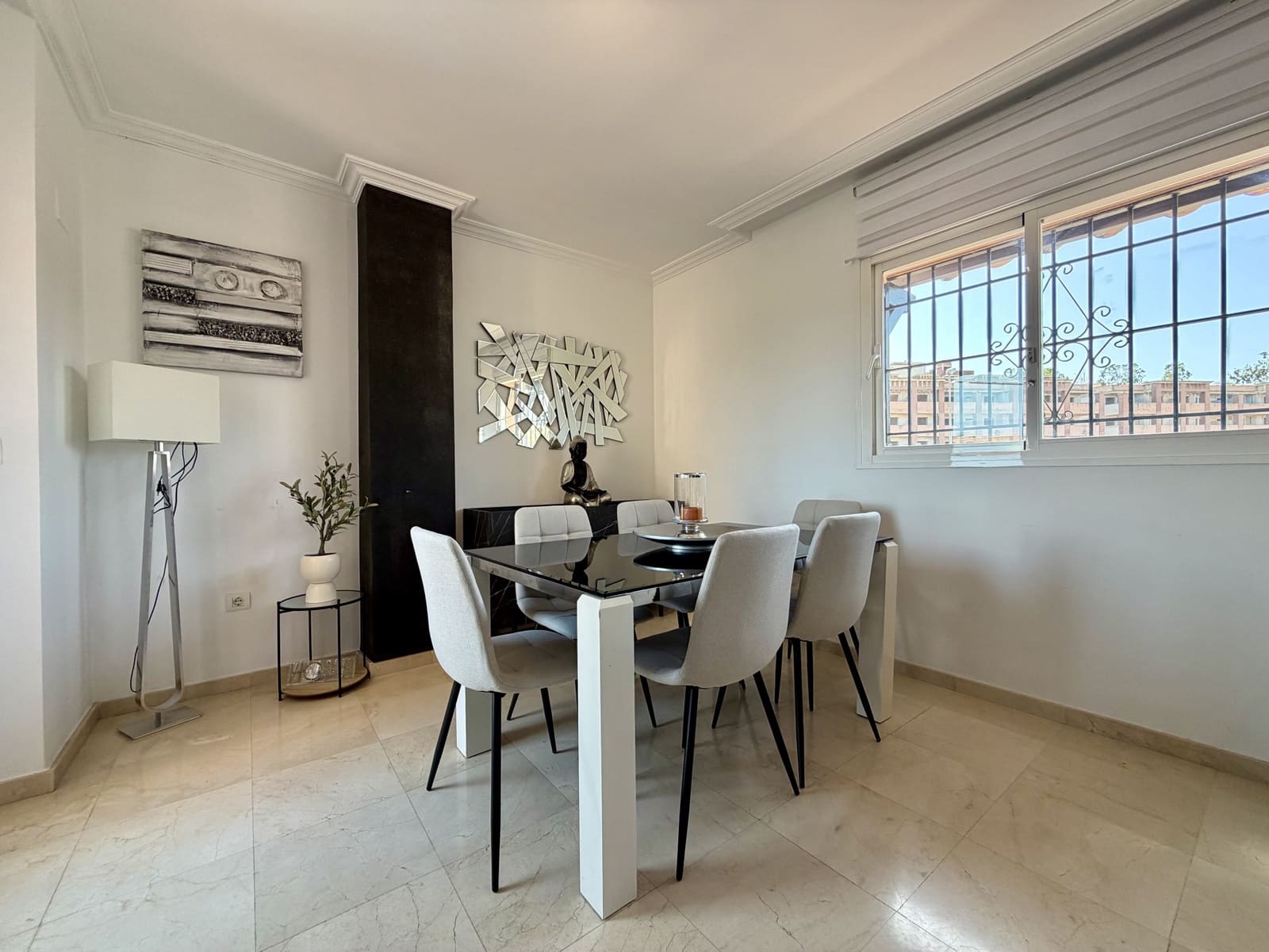 3 sypialnia Penthouse do wynajęcia w Casares z basenem garażem - 1 600 € (Ref: 10077762)