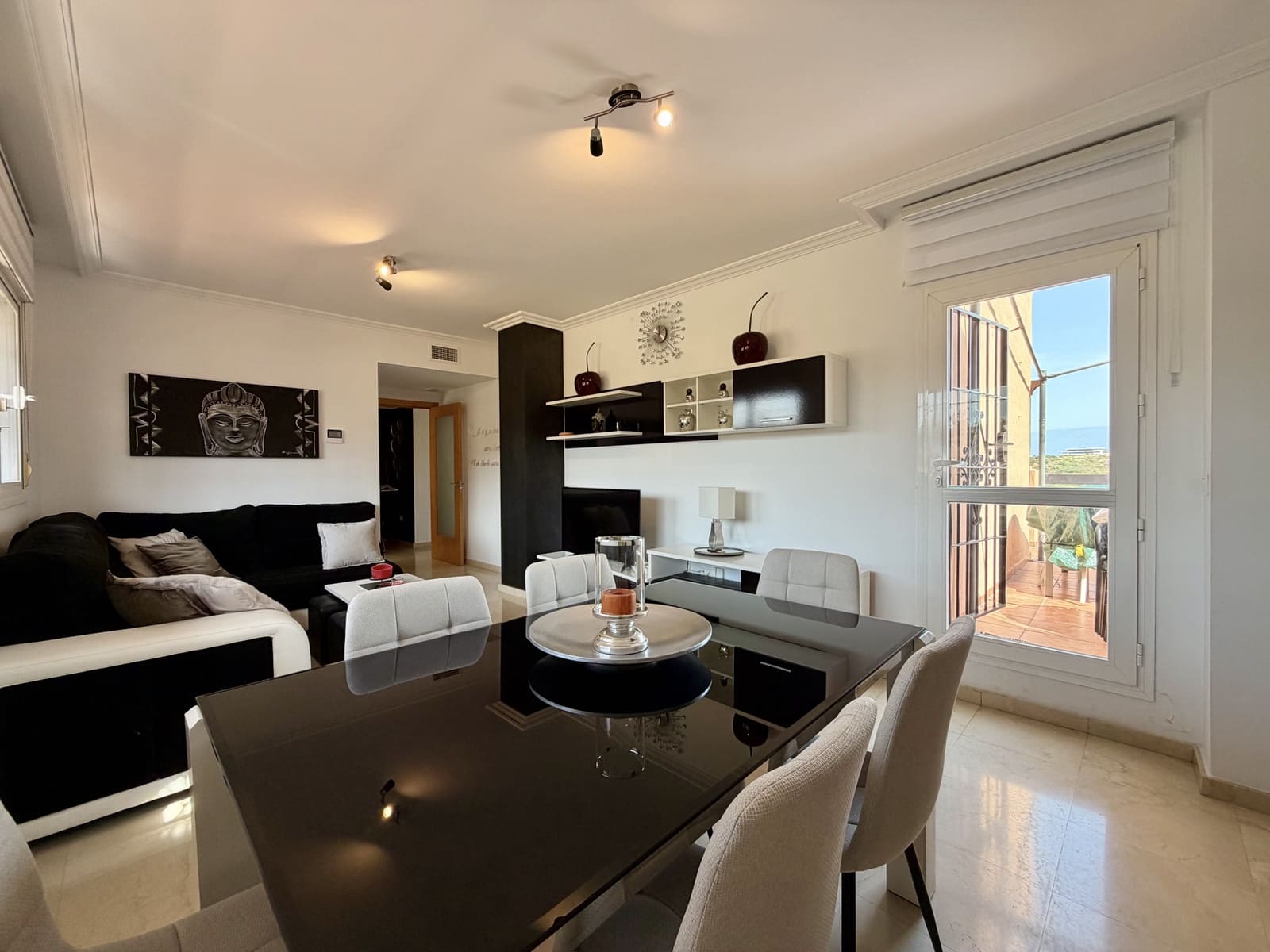 3 sypialnia Penthouse do wynajęcia w Casares z basenem garażem - 1 600 € (Ref: 10077762)
