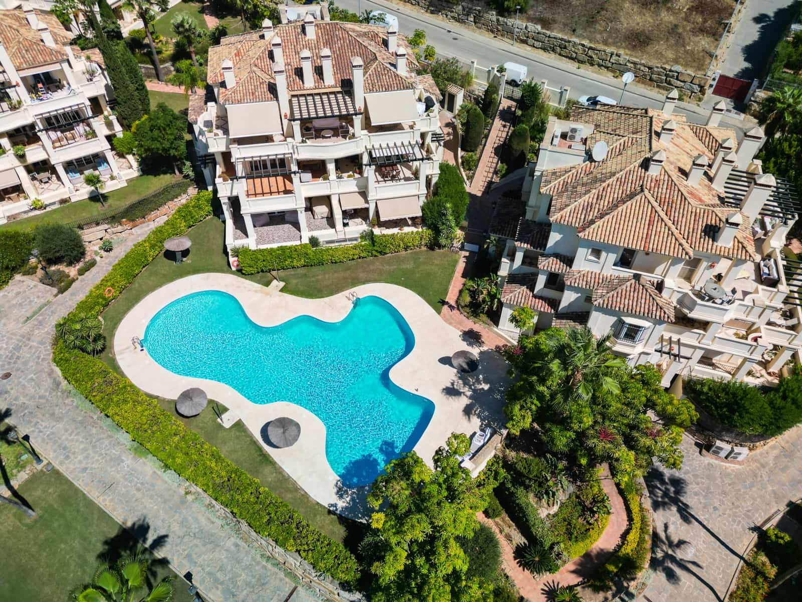 2 soveværelse Lejlighed til salg i Casares med swimmingpool garage - € 415.000 (Ref: 10097954)
