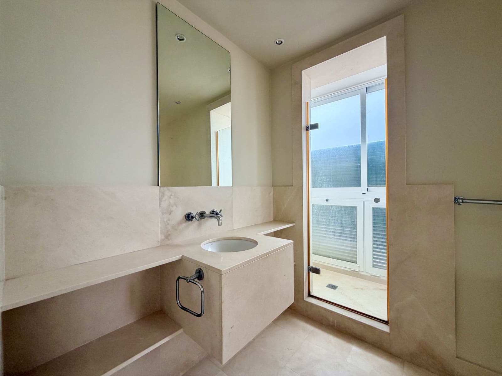 3 chambre Penthouse à vendre à Casares avec piscine garage - 560 000 € (Ref: 10135853)