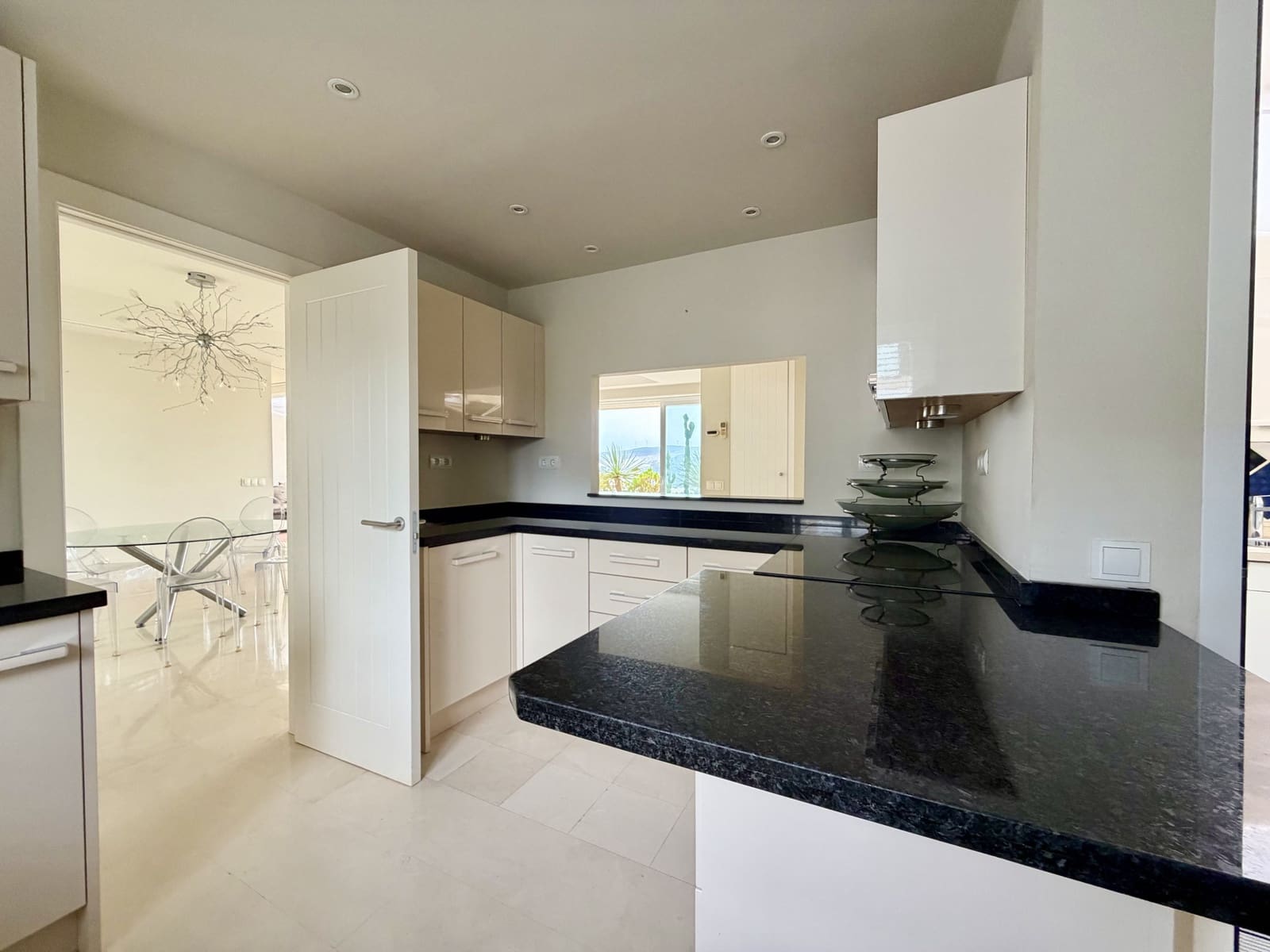 3 chambre Penthouse à vendre à Casares avec piscine garage - 560 000 € (Ref: 10135853)