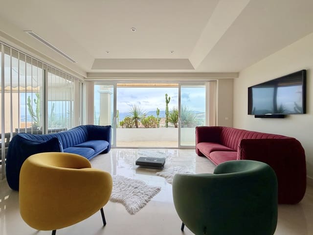 3 chambre Penthouse à vendre à Doña Julia Golf, Casares avec piscine garage - 560 000 € (Ref: 10135853)