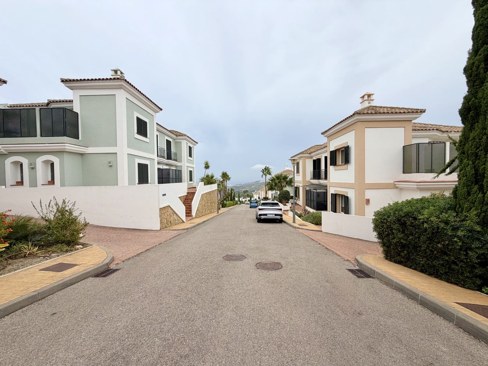 3 chambre Penthouse à vendre à Casares avec piscine garage - 560 000 € (Ref: 10135853)