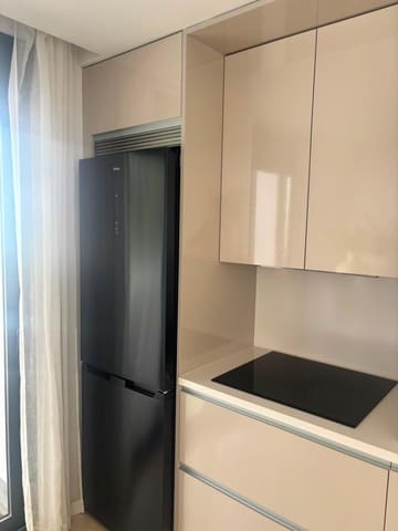 2 Zimmer Apartment zu vermieten in La Concha - Resina Golf, Estepona mit Pool Garage - 2.200 € (Ref: 10139373)