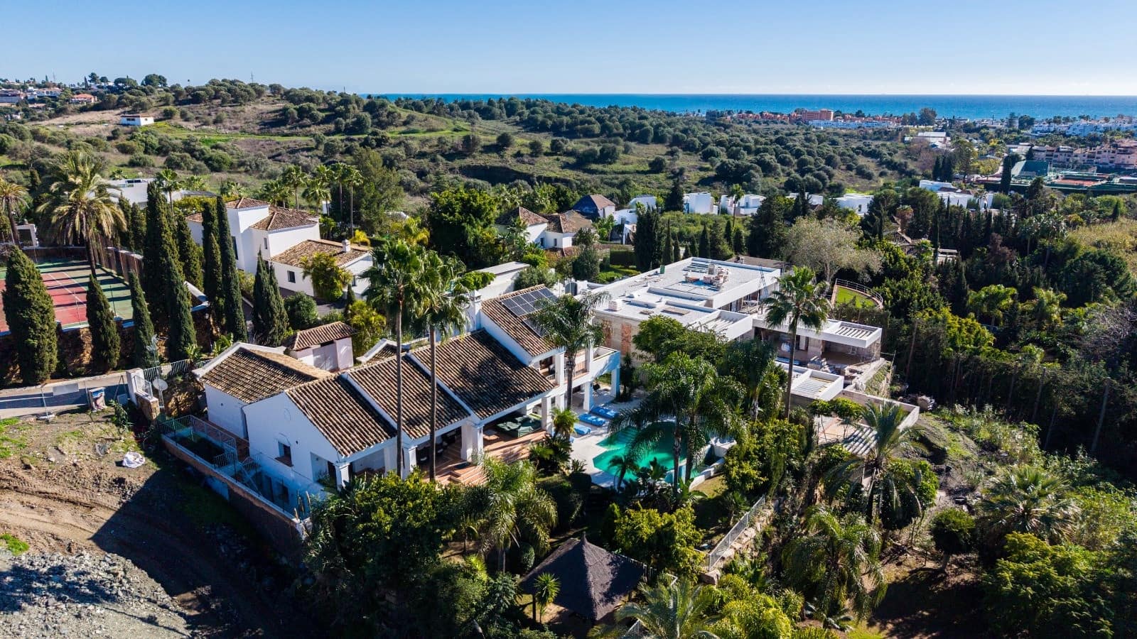 5 camera da letto Villa in vendita in El Paraiso con piscina garage - 2.850.000 € (Rif: 10142109)