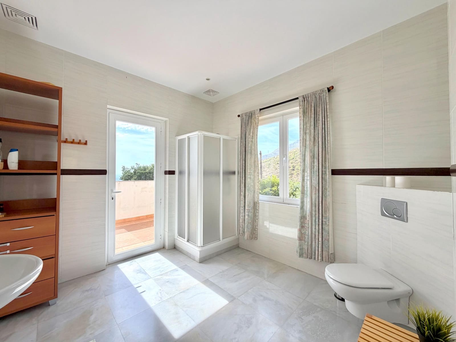 4 quarto Moradia para venda em Estepona com piscina garagem - 2 500 000 € (Ref: 10148440)