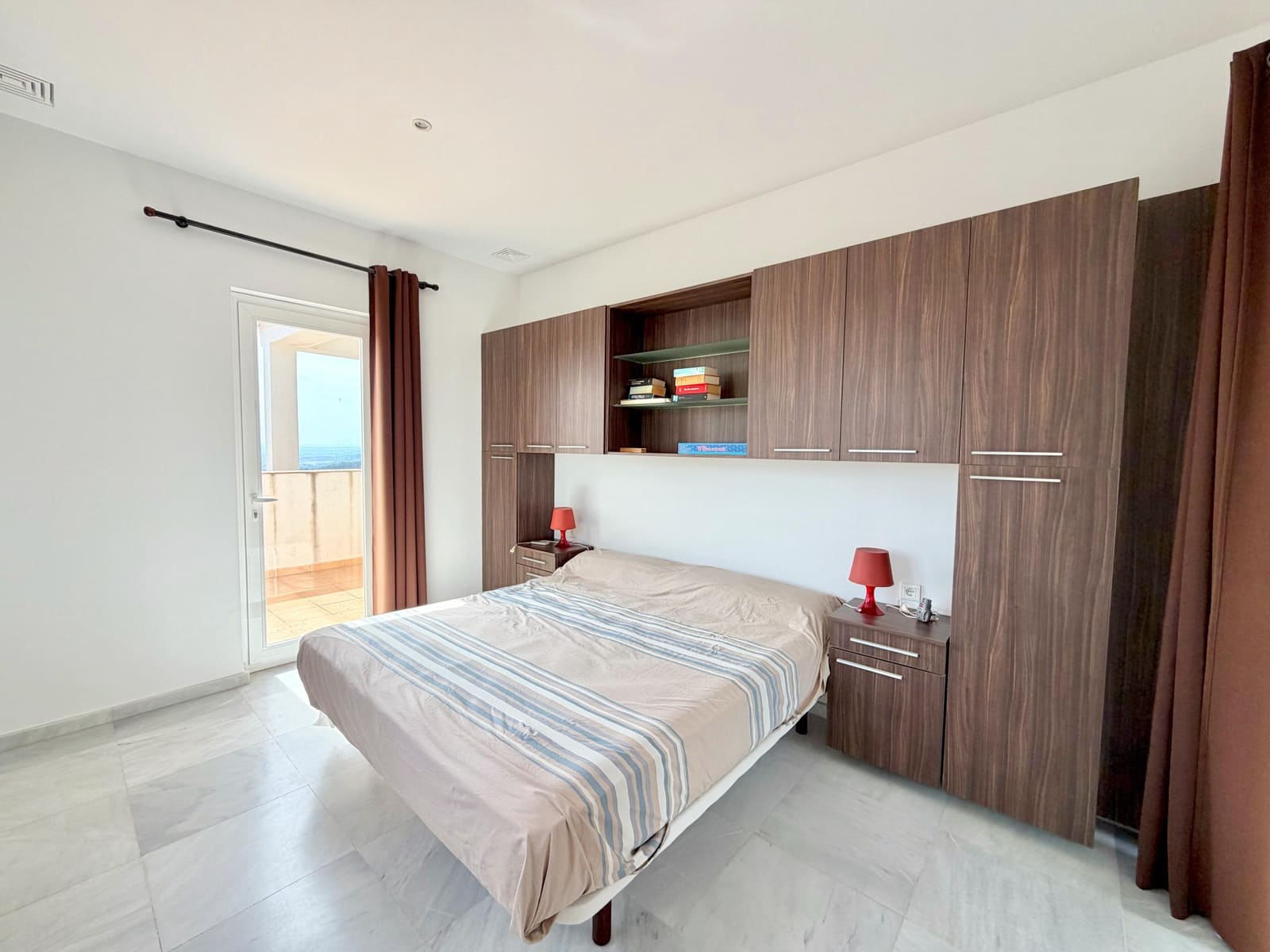 4 quarto Moradia para venda em Estepona com piscina garagem - 2 500 000 € (Ref: 10148440)