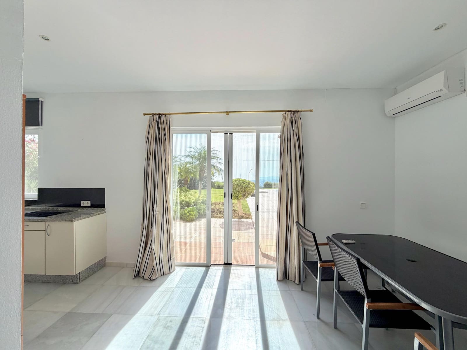 4 quarto Moradia para venda em Estepona com piscina garagem - 2 500 000 € (Ref: 10148440)