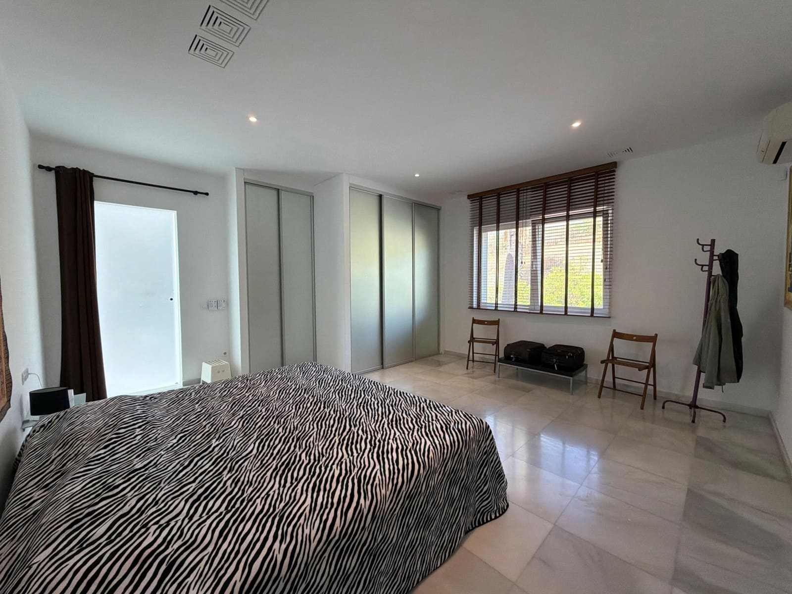 4 quarto Moradia para venda em Estepona com piscina garagem - 2 500 000 € (Ref: 10148440)