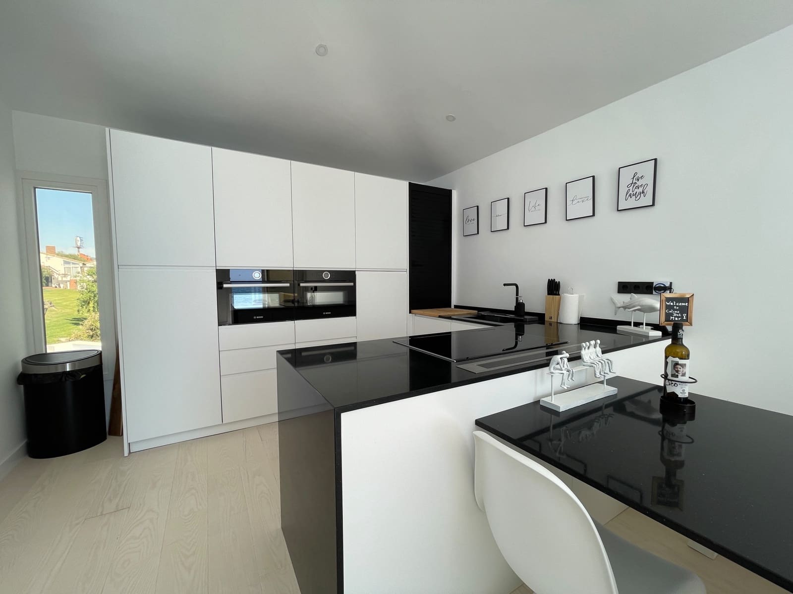 4 sovrum Semi-fristående Villa till salu i Bahia Dorada med pool garage - 1 495 000 € (Ref: 10157524)
