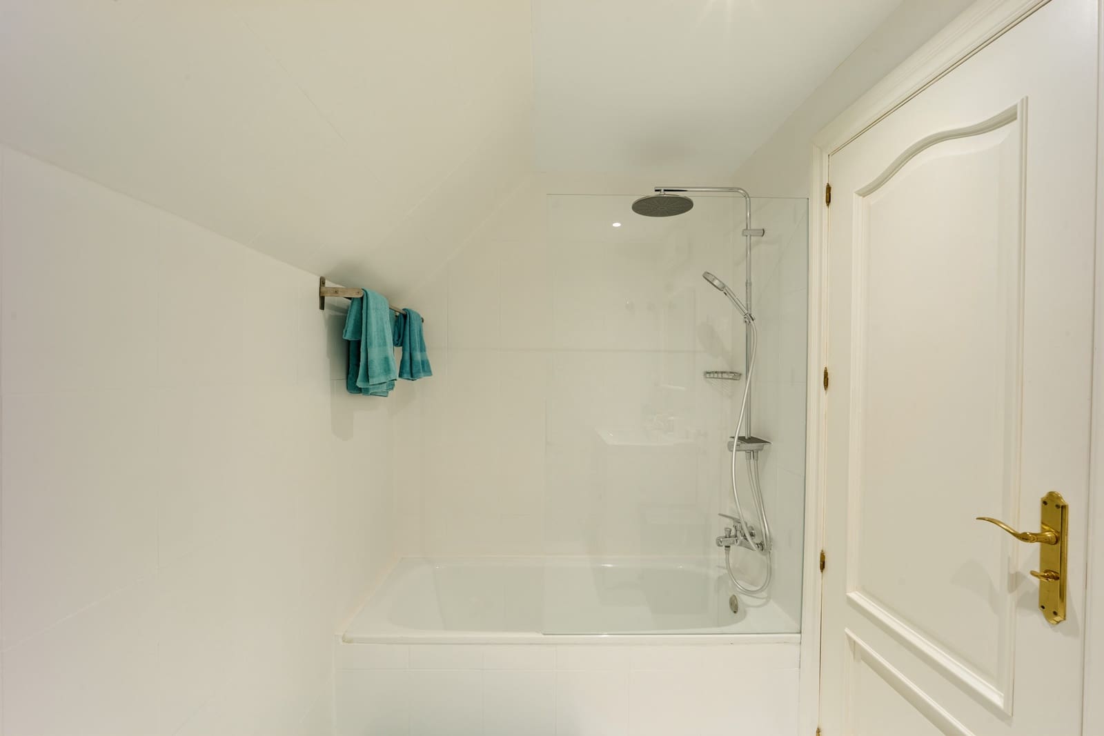 3 camera da letto Appartamento da affittare in Bahia de Casares con piscina garage - 2.200 € (Rif: 10159221)