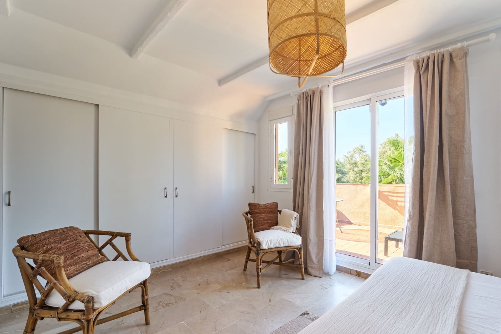3 camera da letto Appartamento da affittare in Bahia de Casares con piscina garage - 2.200 € (Rif: 10159221)