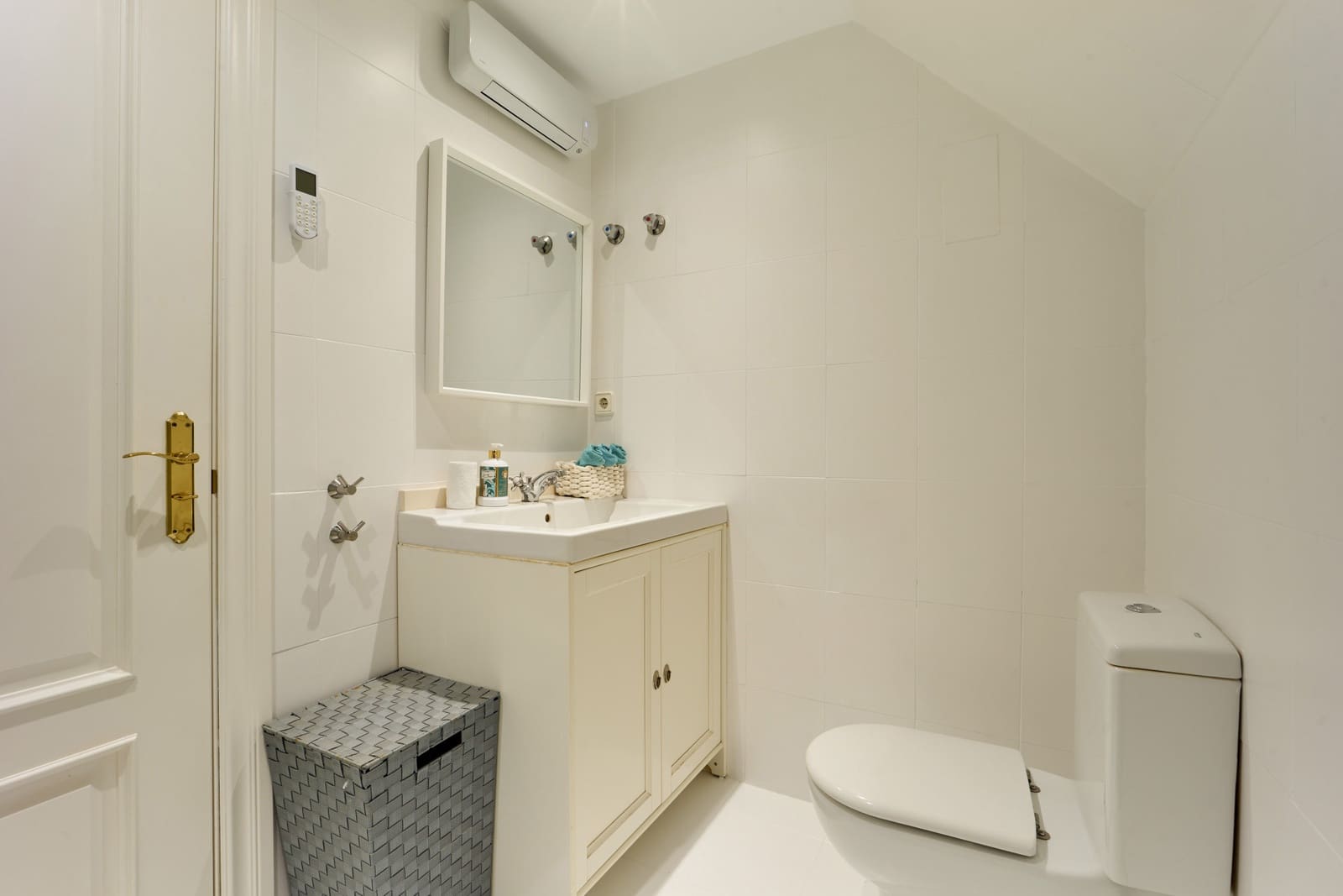 3 camera da letto Appartamento da affittare in Bahia de Casares con piscina garage - 2.200 € (Rif: 10159221)