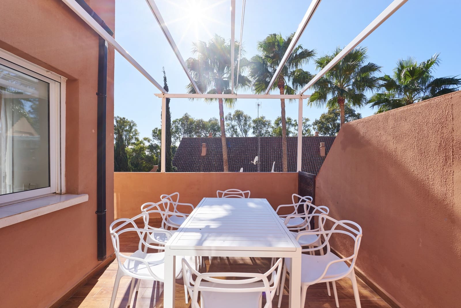 3 camera da letto Appartamento da affittare in Bahia de Casares con piscina garage - 2.200 € (Rif: 10159221)