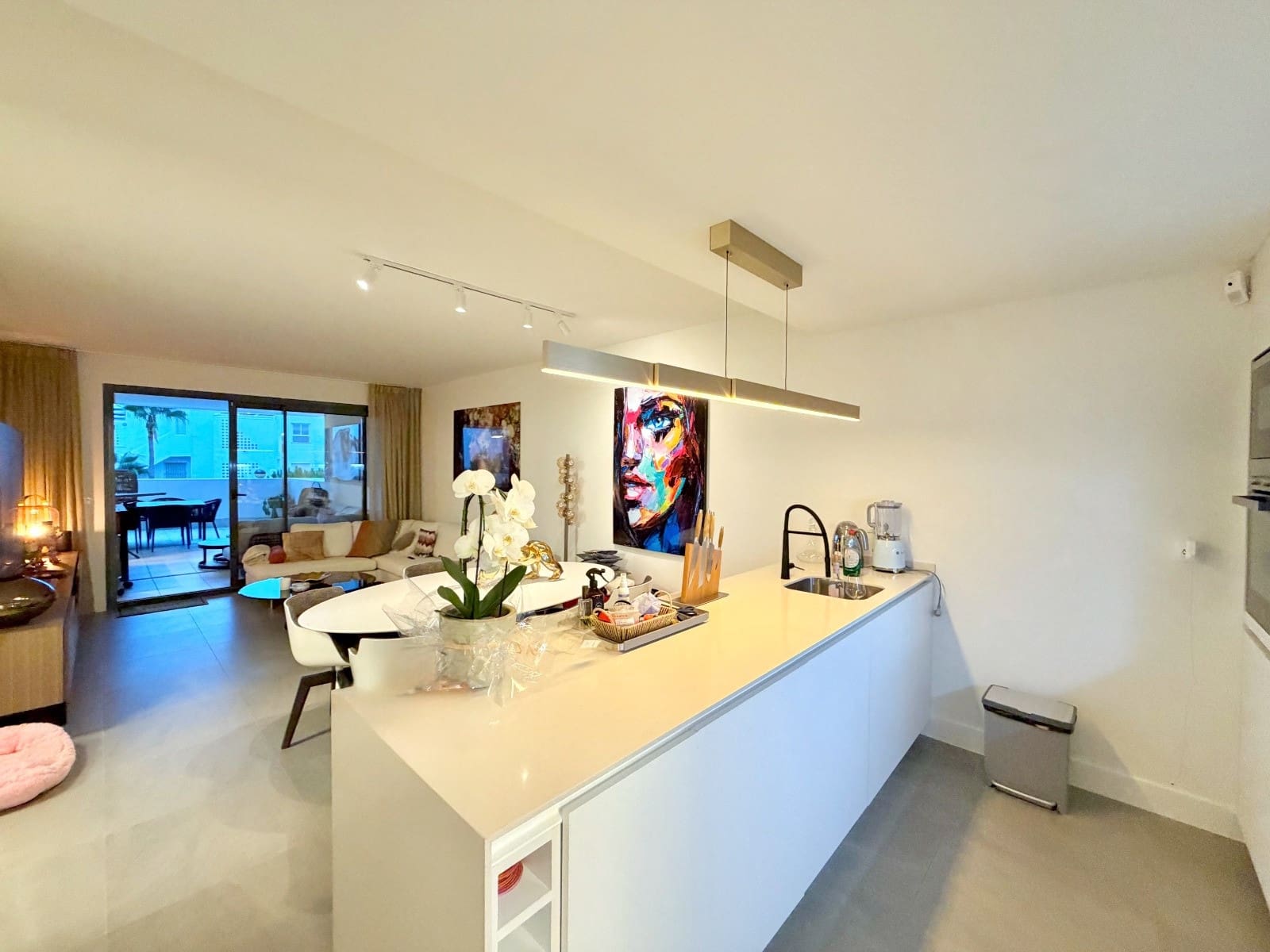 2 quarto Apartamento para arrendar em Manilva com piscina garagem - 2 000 € (Ref: 10159222)