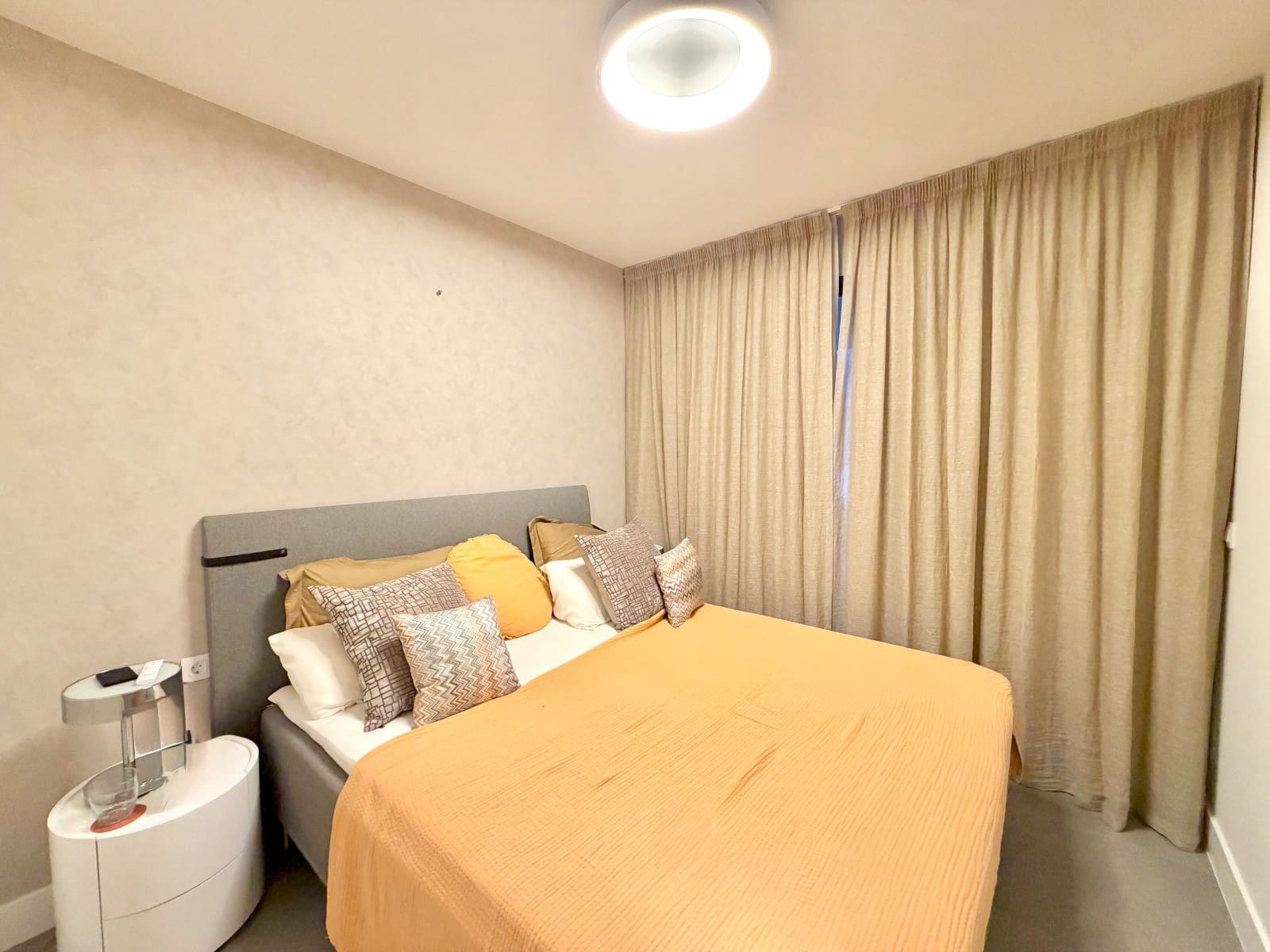 2 quarto Apartamento para arrendar em Manilva com piscina garagem - 2 000 € (Ref: 10159222)