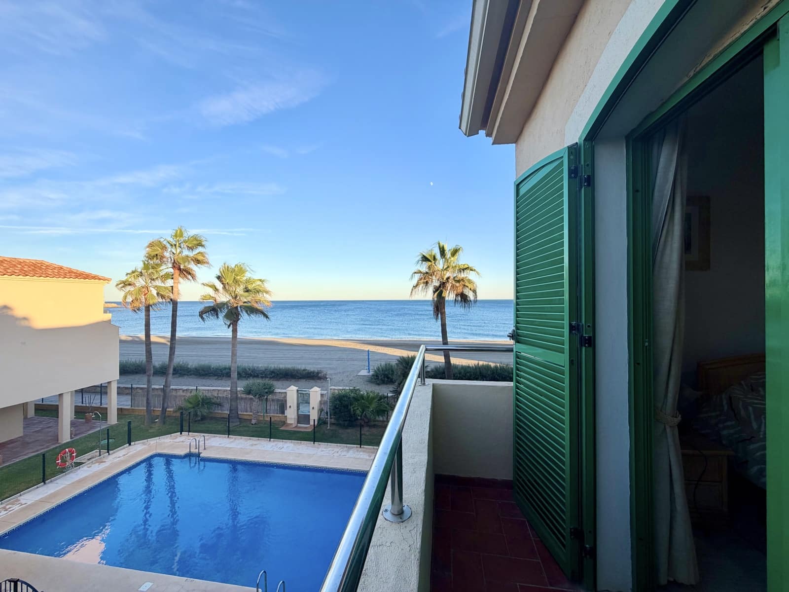 3 slaapkamer Penthouse te huur in Casares met zwembad garage - € 3.200 (Ref: 10171184)