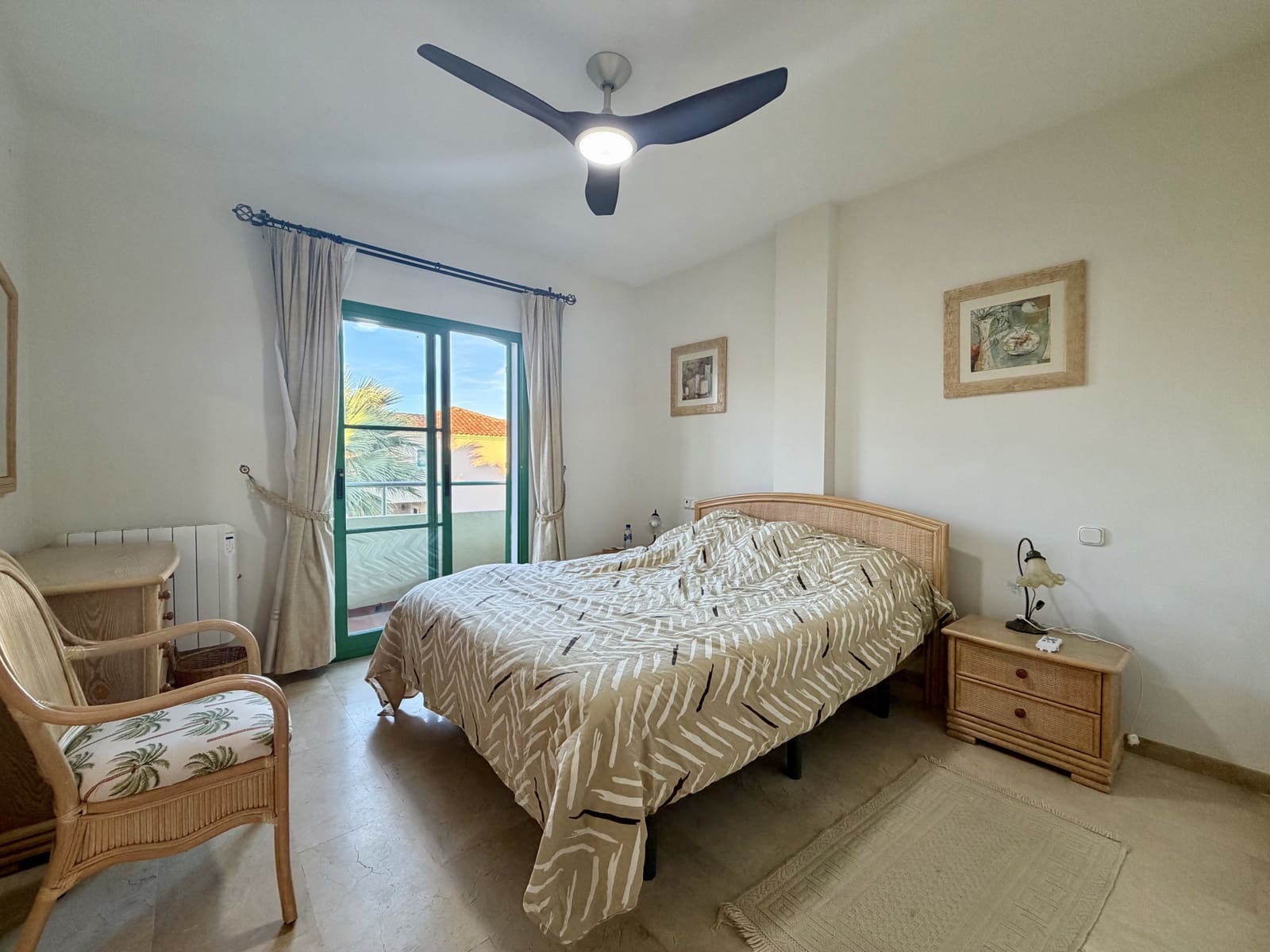 3 slaapkamer Penthouse te huur in Casares met zwembad garage - € 3.200 (Ref: 10171184)