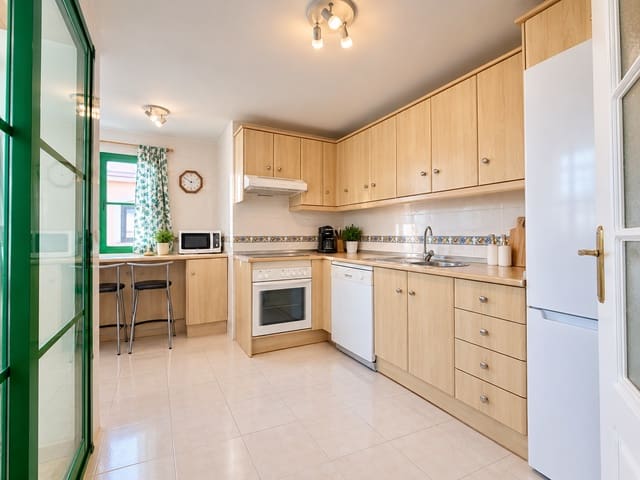3 slaapkamer Penthouse te huur in Marina de Casares, Casares met zwembad garage - € 3.200 (Ref: 10171184)