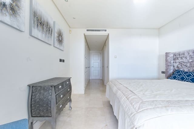 3 quarto Apartamento para venda em Seghers, Estepona com piscina garagem - 1 750 000 € (Ref: 8238289)