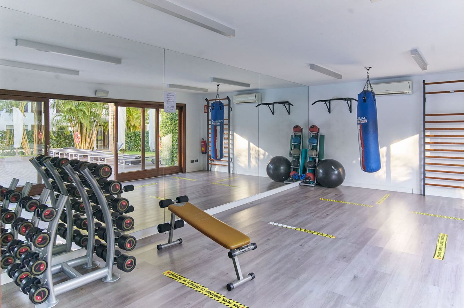 3 soveværelse Lejlighed til salg i Estepona med swimmingpool garage - € 1.750.000 (Ref: 8238289)