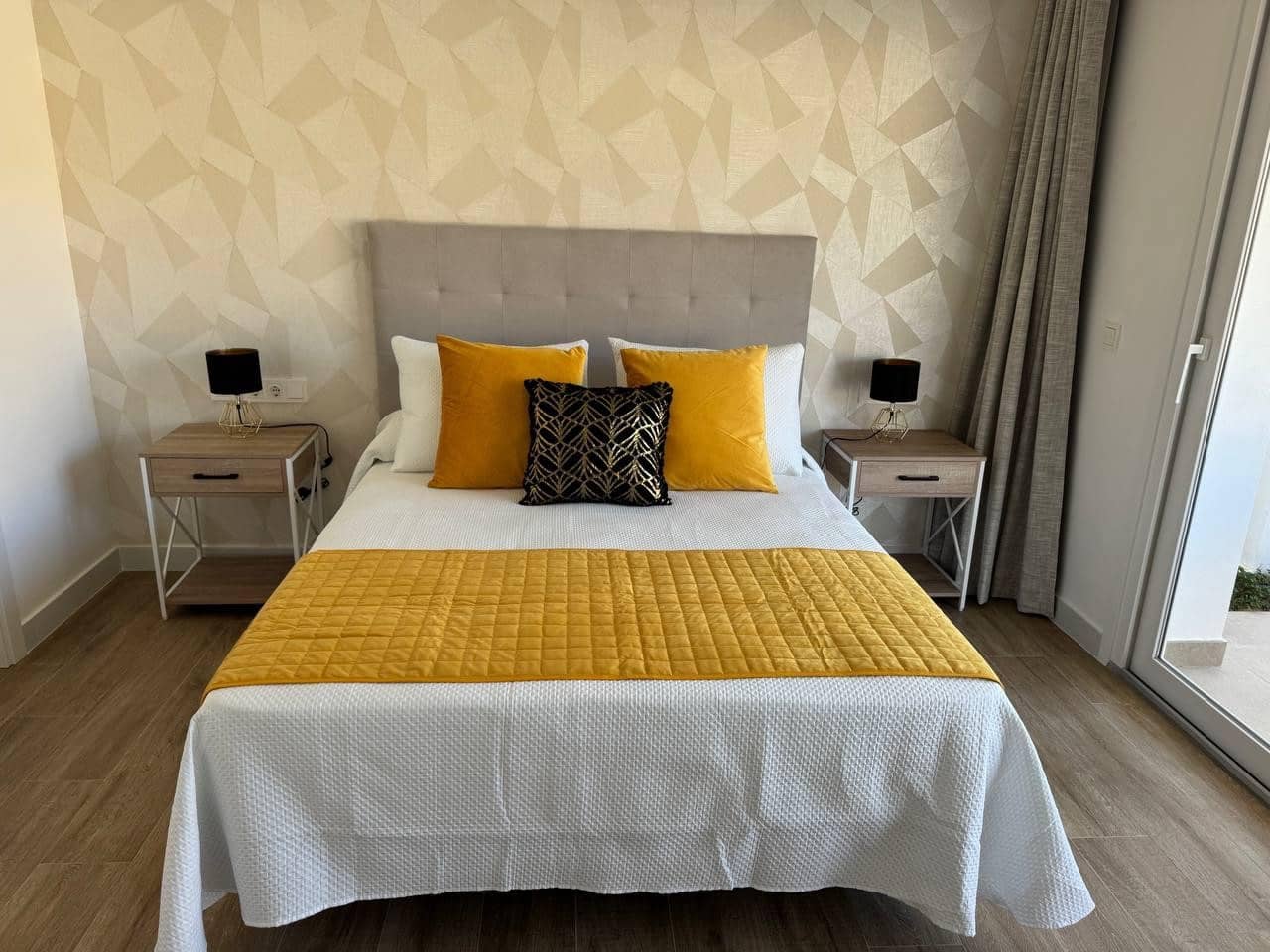 2 Zimmer Wohnung zu verkaufen in Casares mit Pool Garage - 390.000 € (Ref: 8249725)