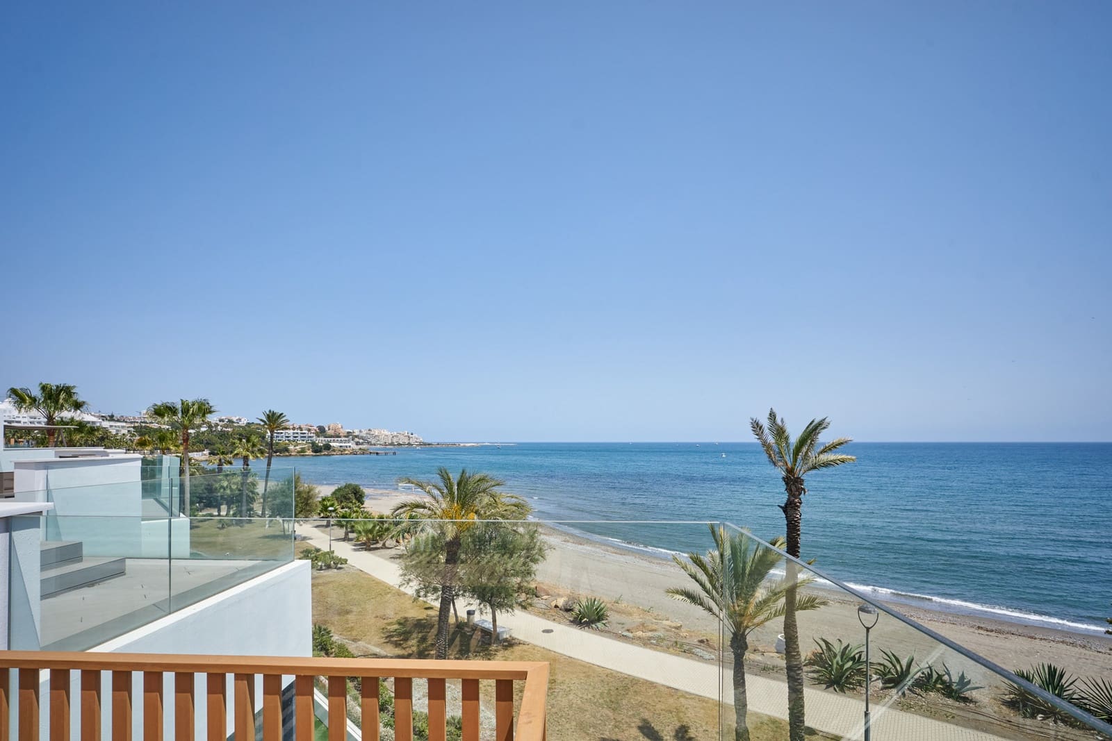 3 quarto Casa em Banda para venda em Estepona com piscina garagem - 2 500 000 € (Ref: 8295245)